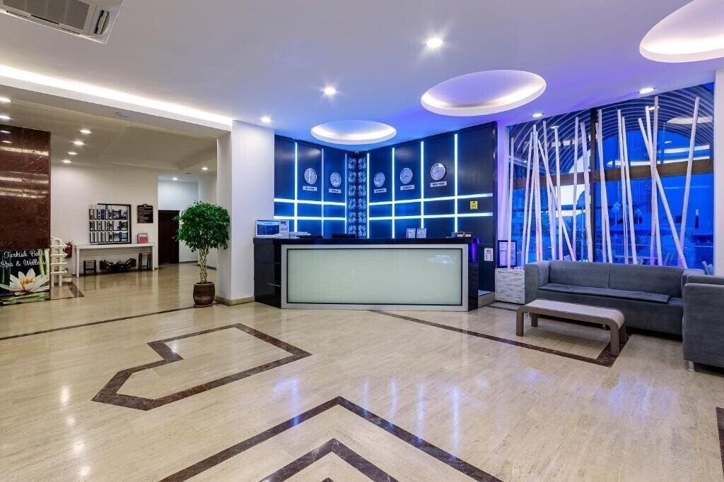 Территория Hotel Kayamaris (ex. Kaya Maris, Kayamaris Hotel & SPA) 4*