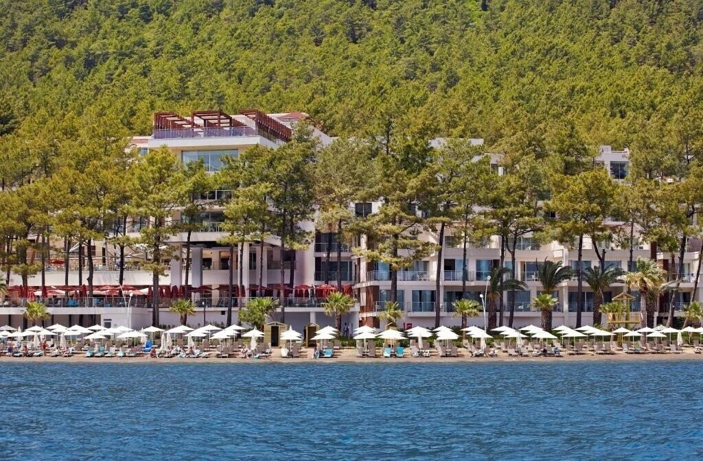 Територія Orka Lotus Beach Hotel 5*