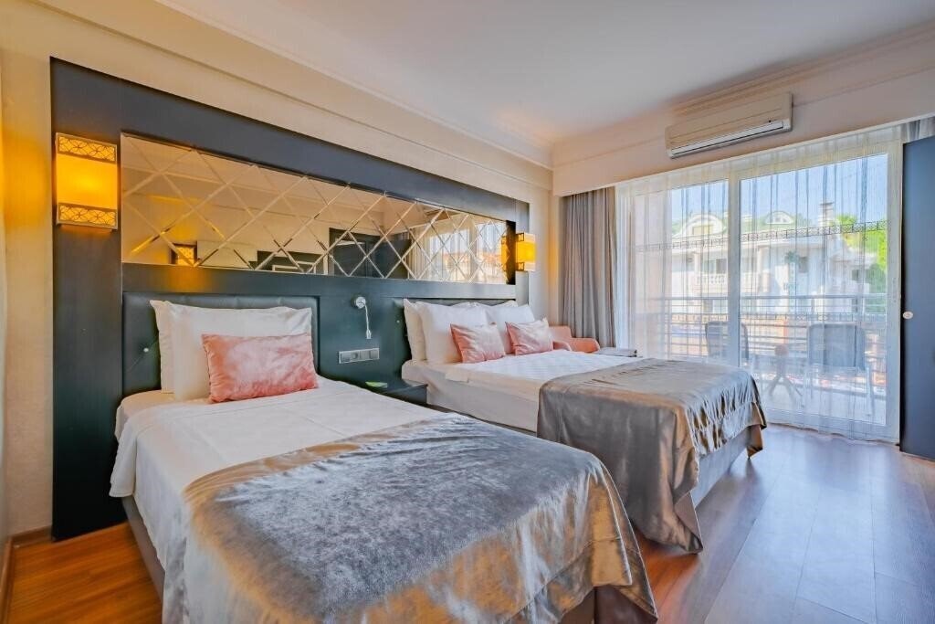 Вид Ideal Prime Beach Hotel 5*