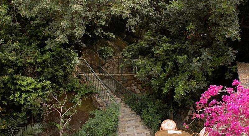 Вид Oylum Garden Hotel 3*