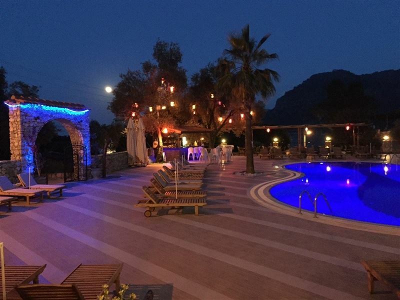 Фотография Meril Club Hotel & SPA (ex. Meril Club Hotel, Meril Club Hotel Turunc, Meril Beach Hotel Turunc ) 4*