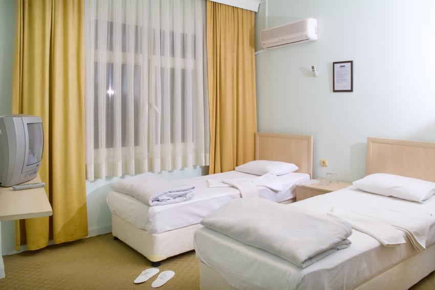 Территория Unver Hotel Marmaris 3*