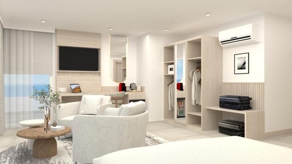 Панорама The Beach Front Hotel (ex. Sunprime Beachfront, Ocaktan Hotel) 4*