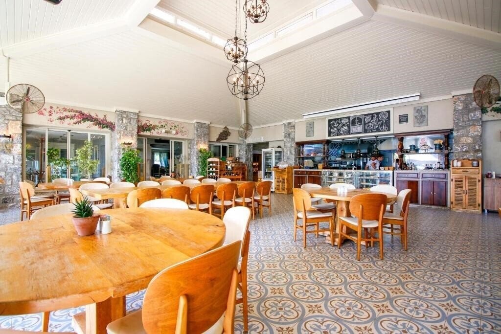 Территория Joya Del Mar Hotel (ex. Joya Del Mar Boutique Hotel, Joya Del Mar Hotel & Marina) 4*