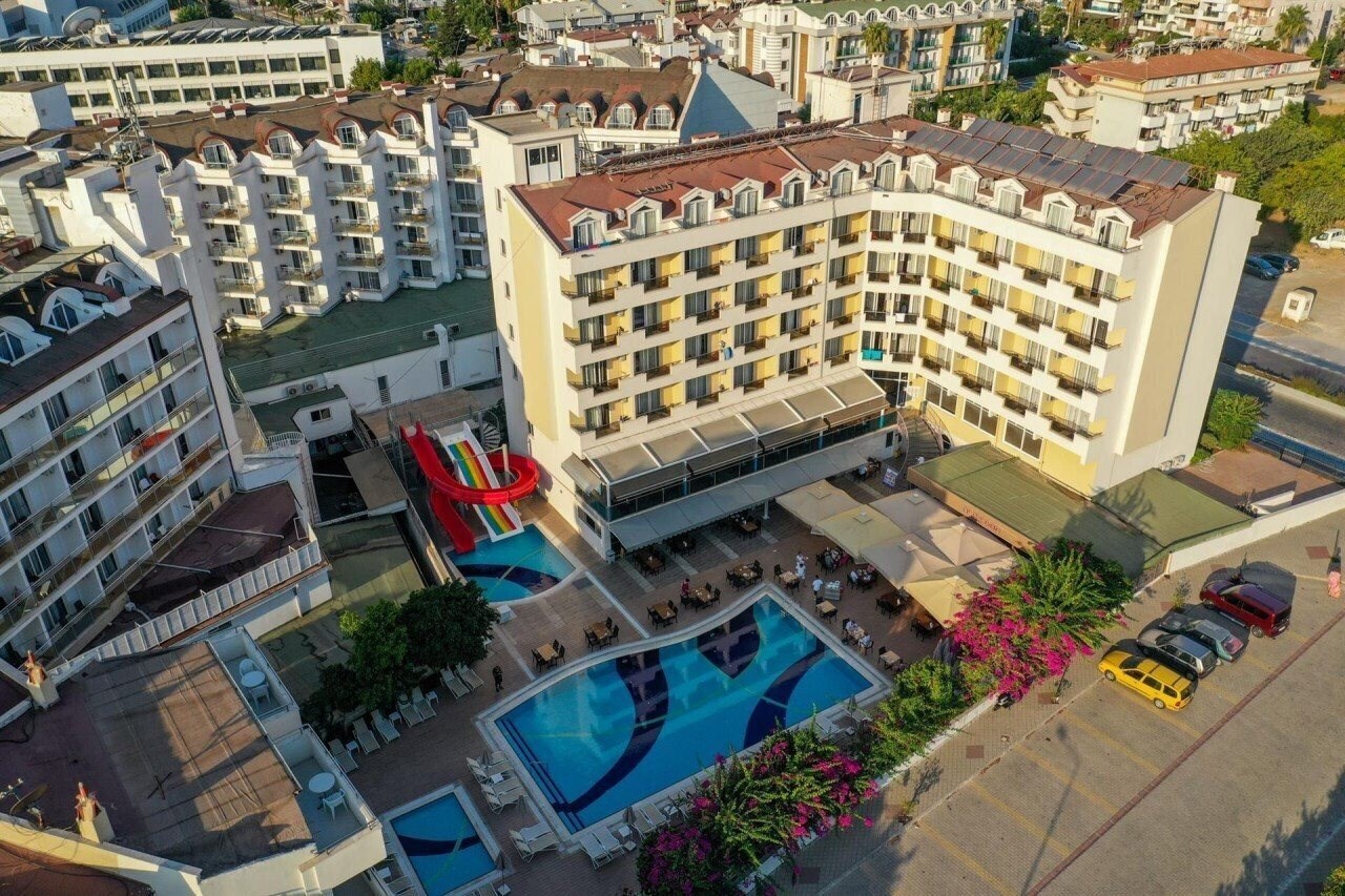 Панорама Prestige Garden Hotel 4*