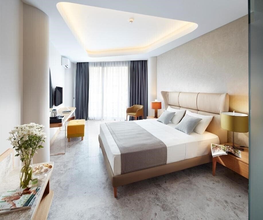 Вид Lalila Blue Suites 5*