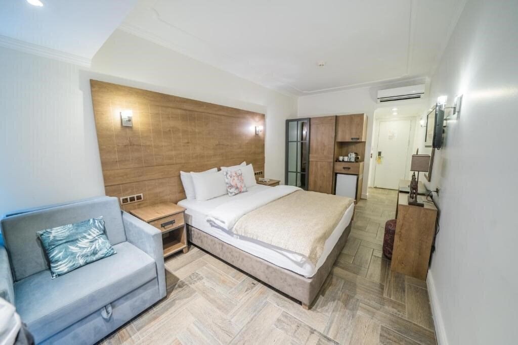 Вид Aurasia Beach Hotel (ex. Yesil Hurma, Malibu Beach) 3*