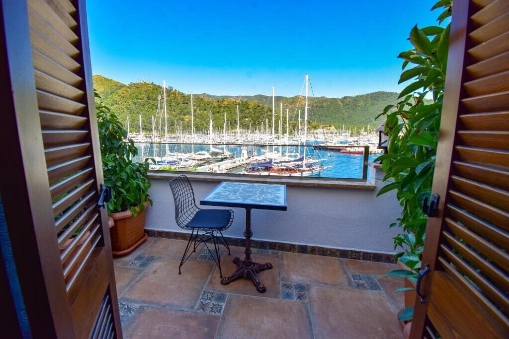 Вид Mets Boutique Hotel 3*