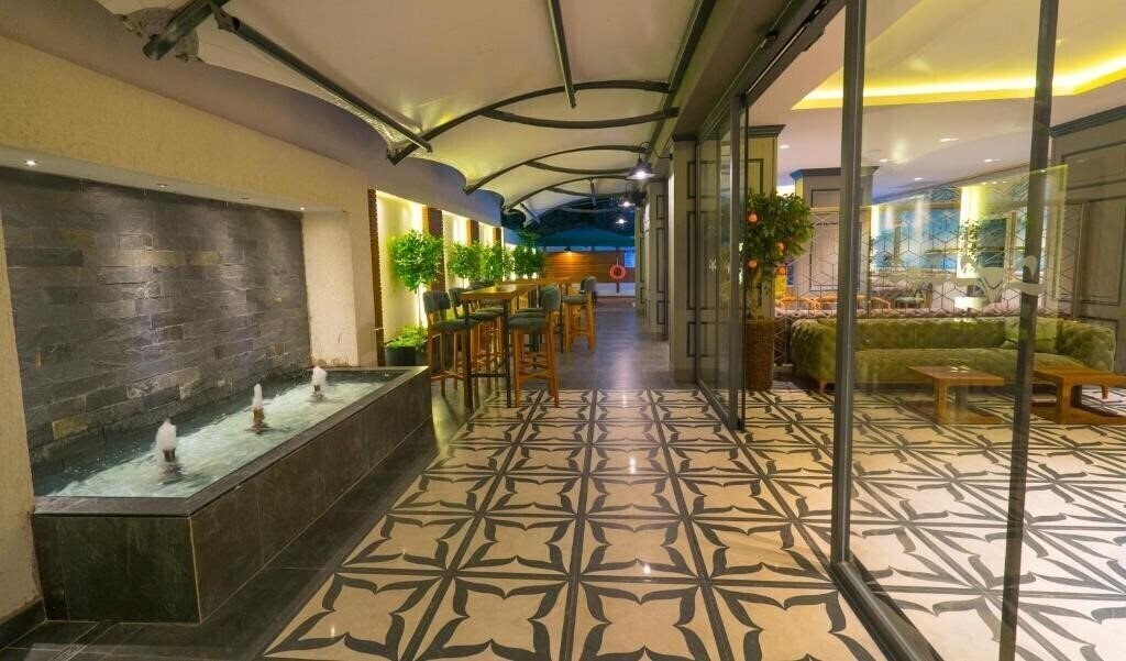 Вид Marmaris Beach Hotel 3*
