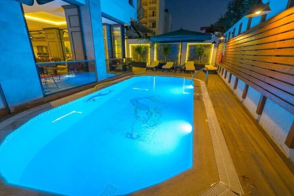 Апартаменти Marmaris Beach Hotel 3*