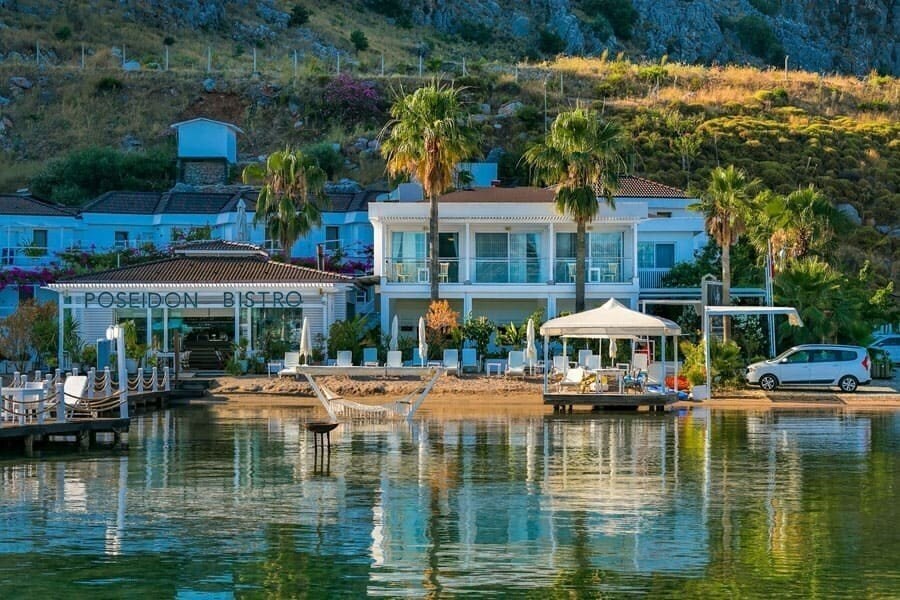 Отель Poseidon Boutique Hotel & Yacht Club 4*