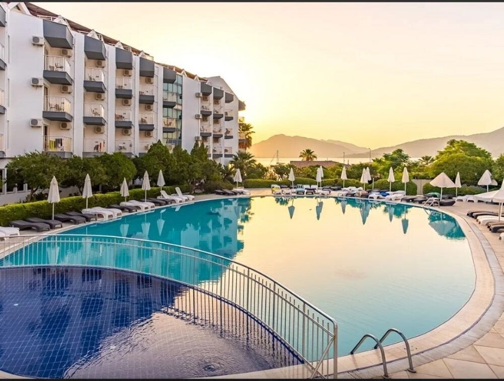 Вид Caprice Beach Hotel (ex. Luna Beach Deluxe Hotel ) 4*