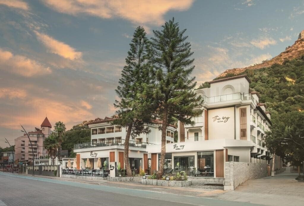 Територія The Ivy Suites (ex. The Ivy Suites Luxury, Melita Apart Hotel) 4*