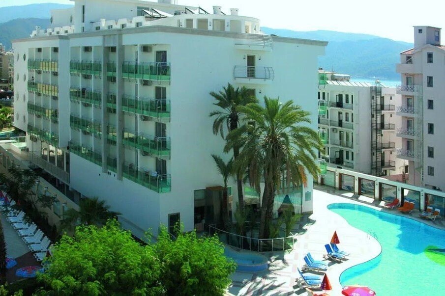 Картинка Blue Bay Classic (ex. Blue Bays Deluxe Hotel) 4*