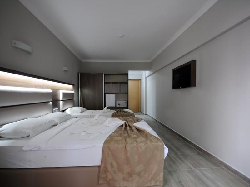 Территория Adler Hotel 3*