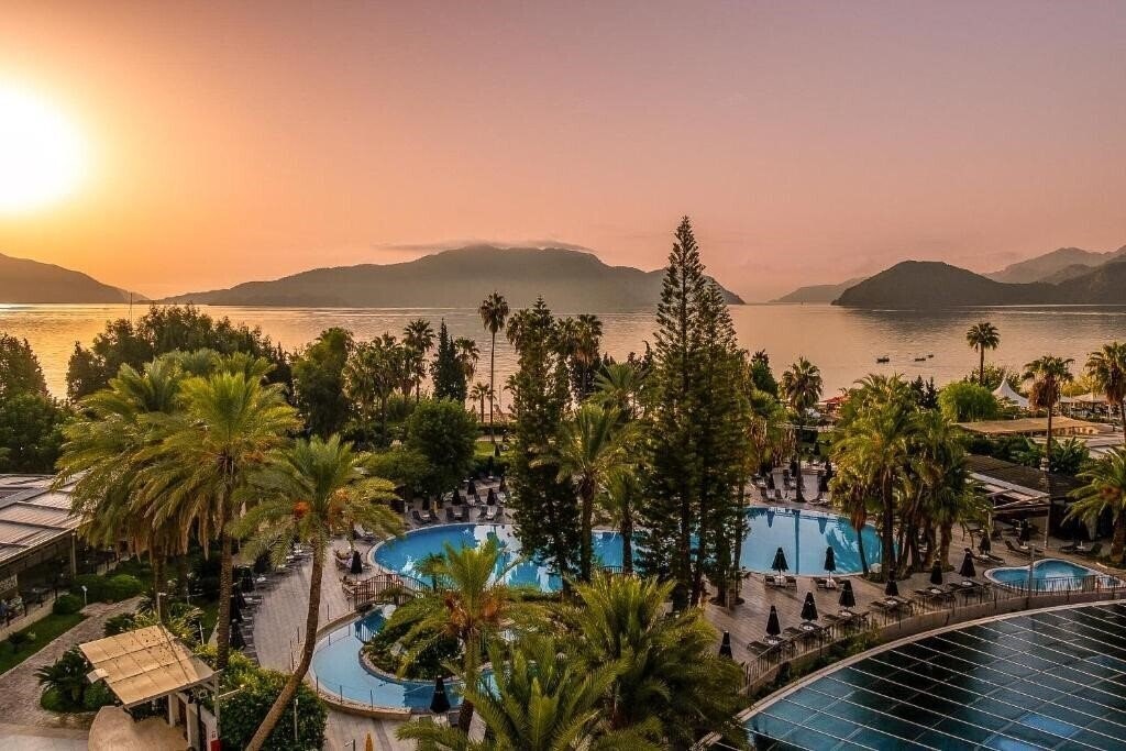 Готель Tui Blue Grand Azur 5*