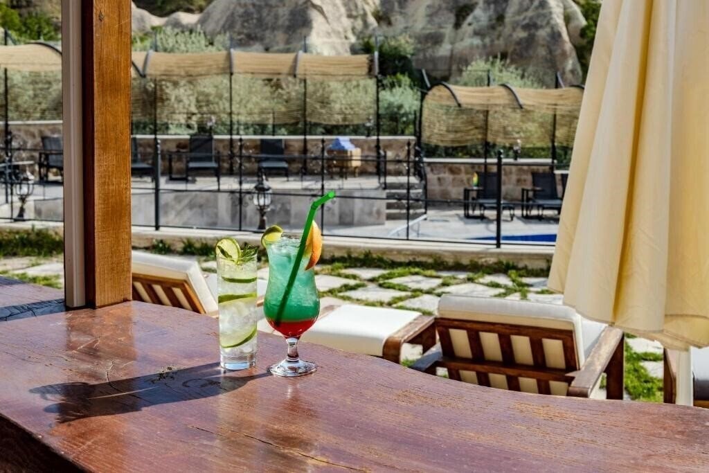 Апартаменты Mdc Cave Hotel 3*