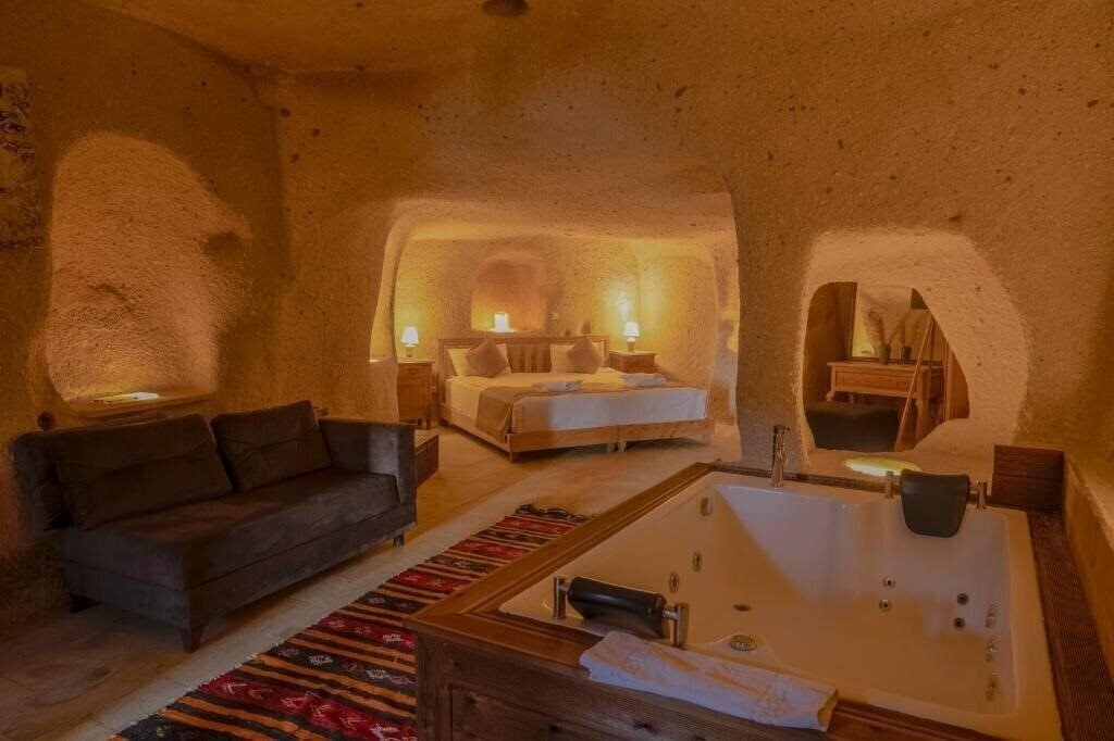 Картинка Carmin Cave Hotel (ex. Lava Cappadocia Cave Hotel) 3*