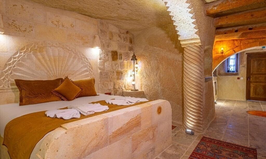 Апартаменты Lagoon Cave Suites 3*