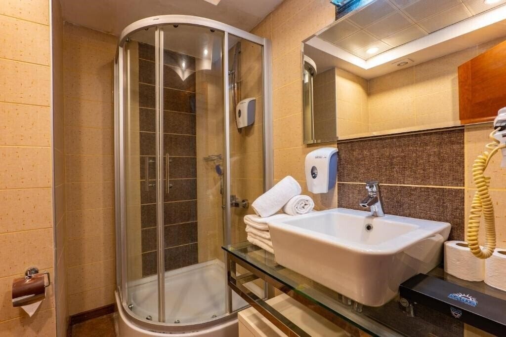 Вид Karya Family Resort Hotel (ex. Maxima Paradise Resort, Maxima Paradise Hotel, Paradise Resort Ozdere) 4*