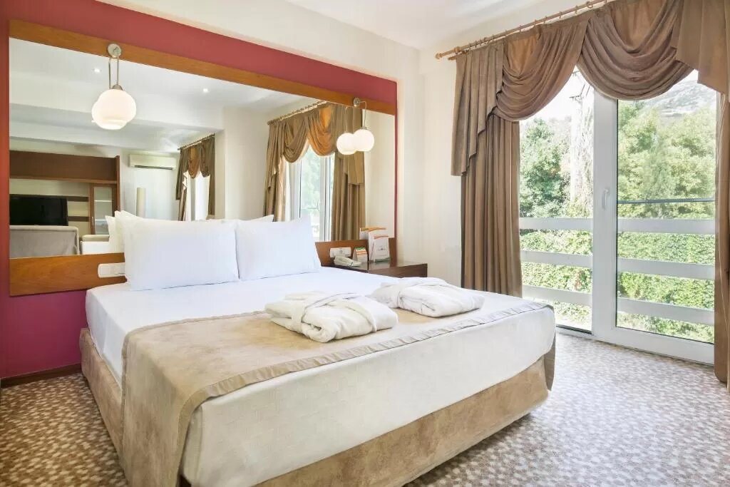 Территория Lycus River 5*