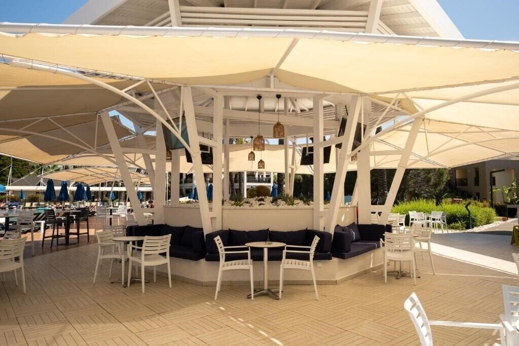 Территория Tui Blue Tropical 5*