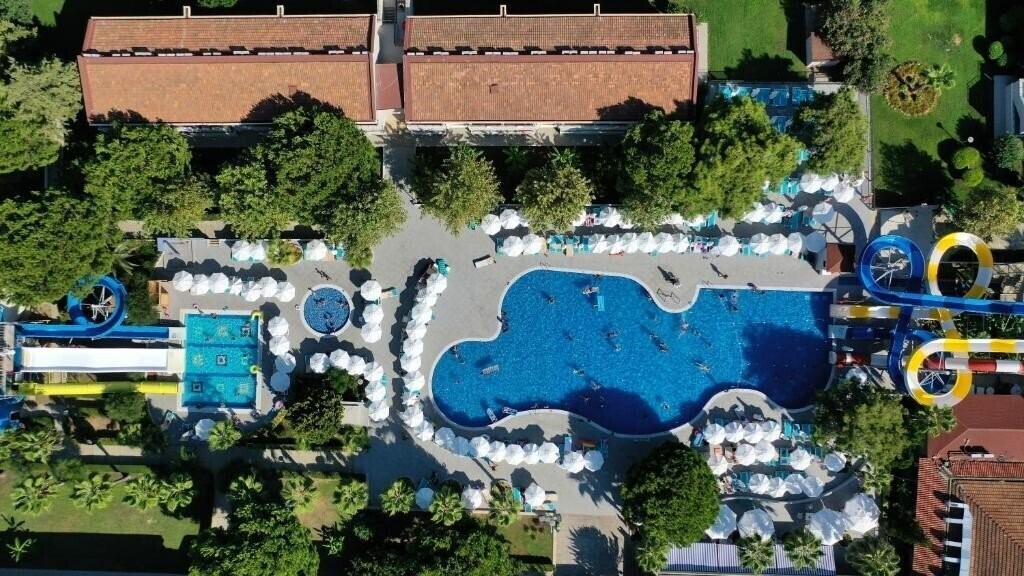 Апартаменти Master Family Club Side 5*