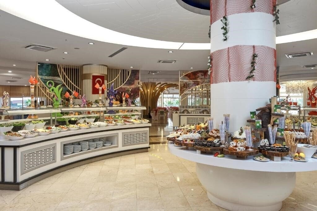 Картинка Sea World Resort & SPA 5*