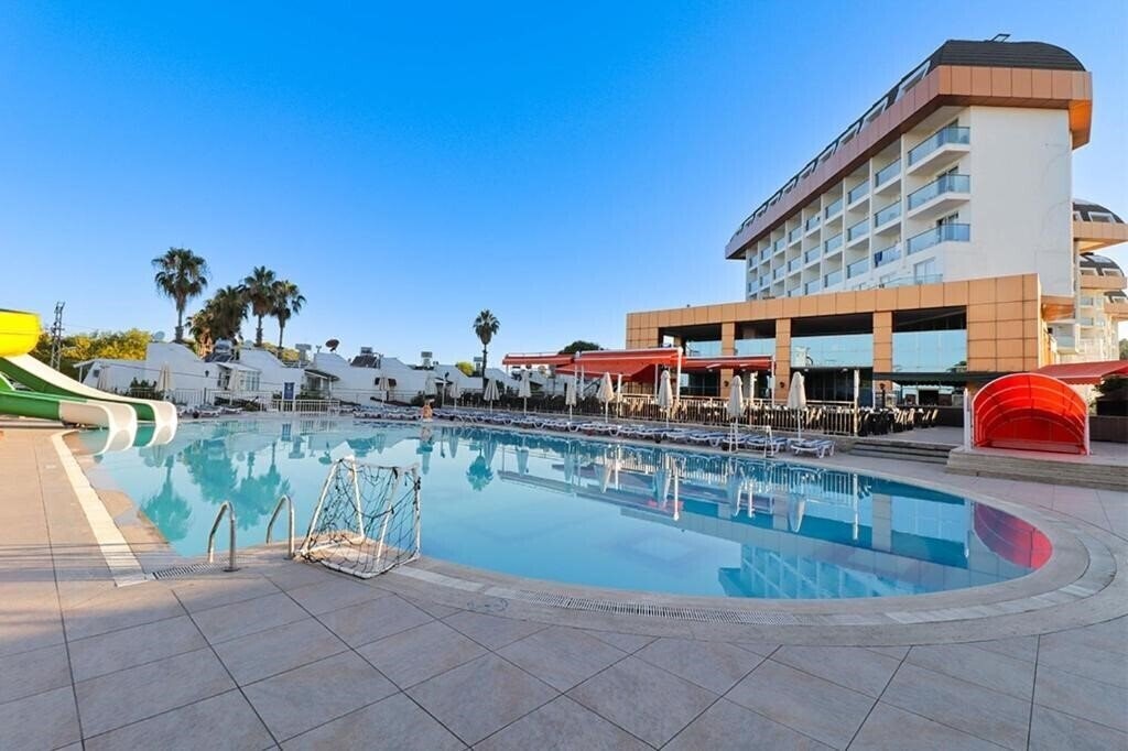 Картинка Throne Beach Resort & SPA 5*