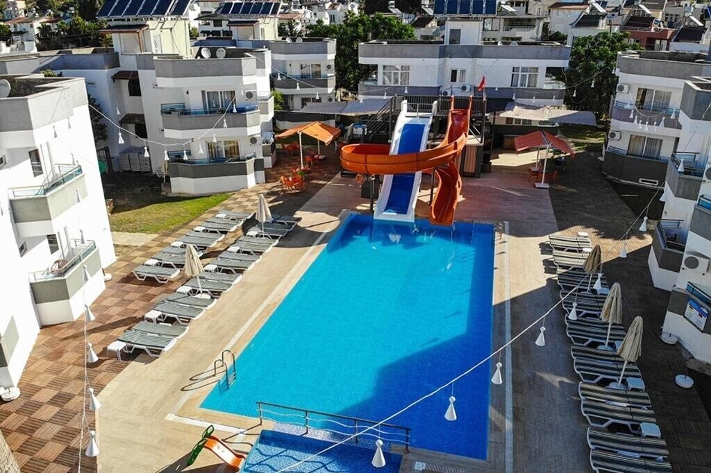 Панорама Throne Beach Resort & SPA (ex. Nilbahir Resort & Spa) 5*