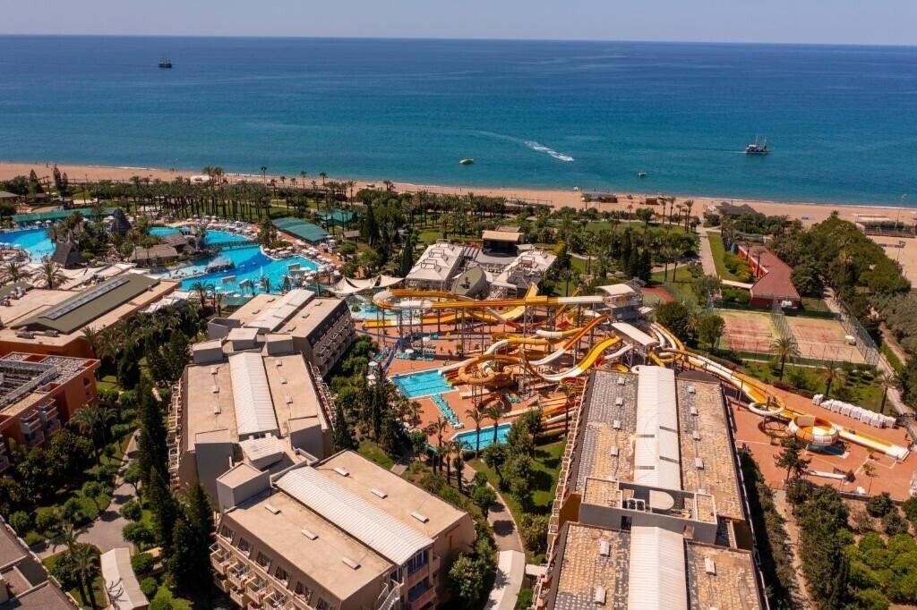 Панорама AQI Pegasos World 4*