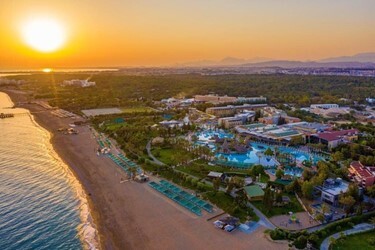Отель Elysium Elite Hotel & SPA 4*