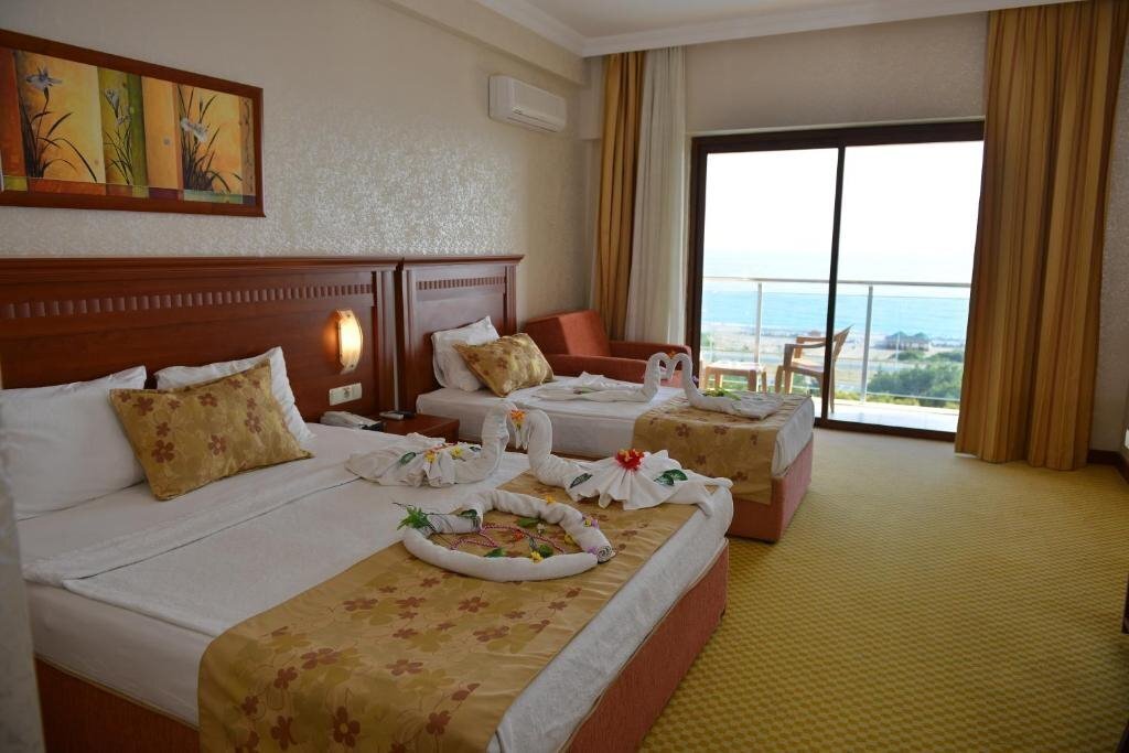 Вид Laphetos Beach Resort 5*