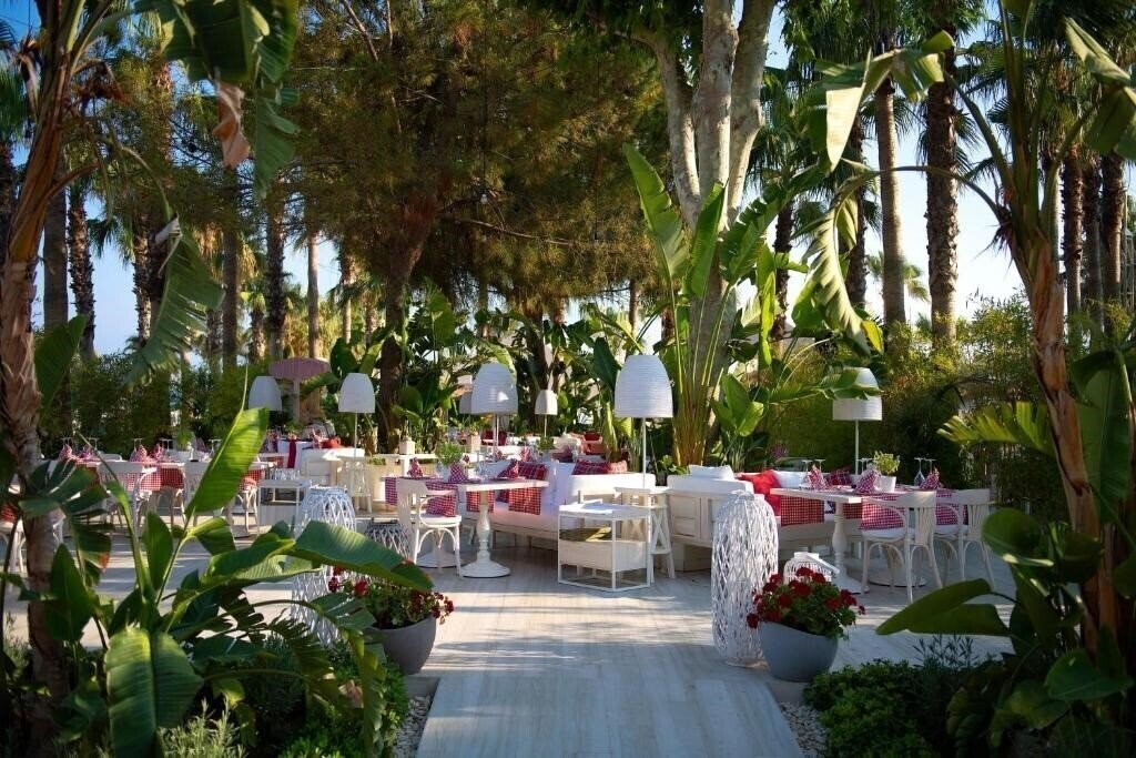 Фото Miramare Beach Hotel 5*