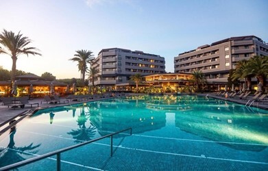 Отель VonResort Golden Coast 5*