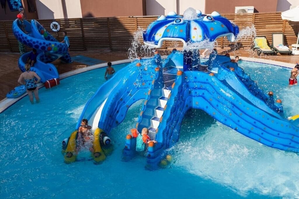 Панорама Primasol Hane Family Resort Hotel 4*