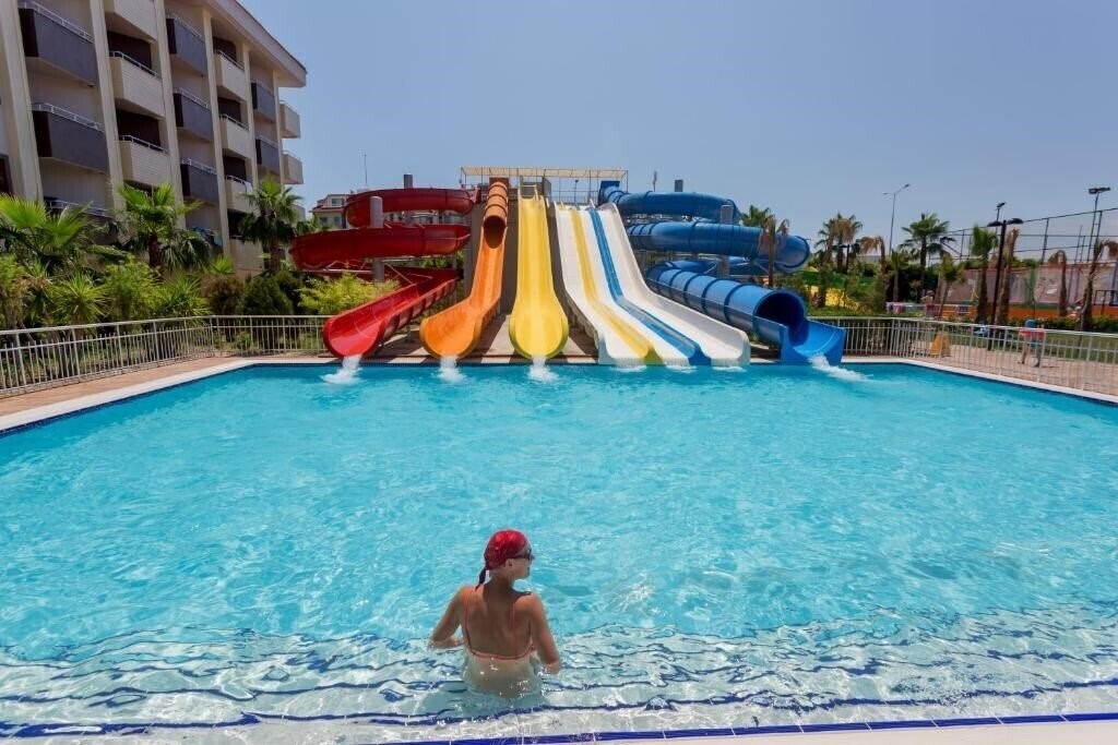 Апартаменты Primasol Hane Family Resort Hotel 4*