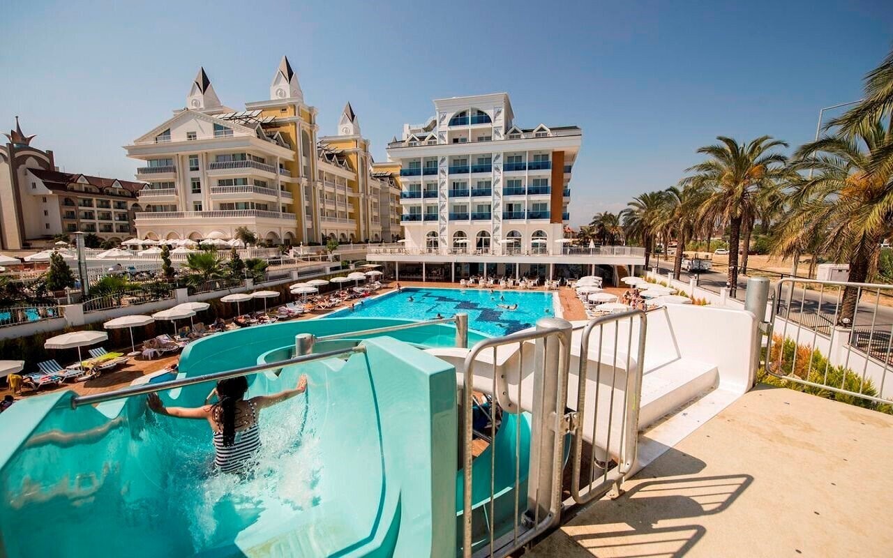 Отель Palm World Resort & SPA 5*
