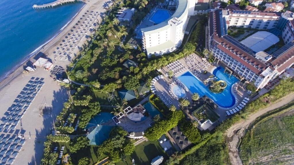 Отель Washington Resort Hotel & SPA 5*