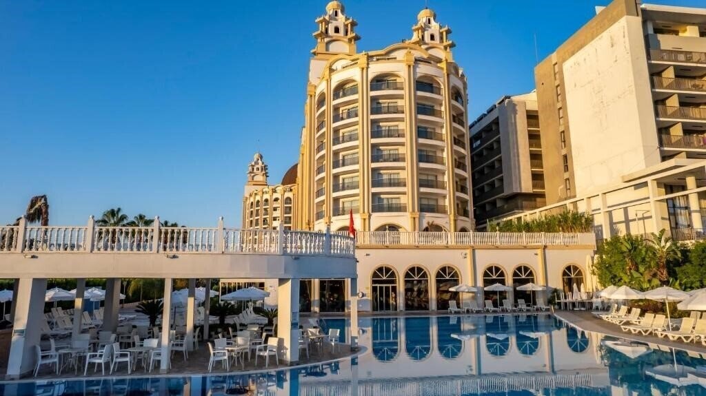 Апартаменты J'Adore Deluxe Hotel & SPA 5*