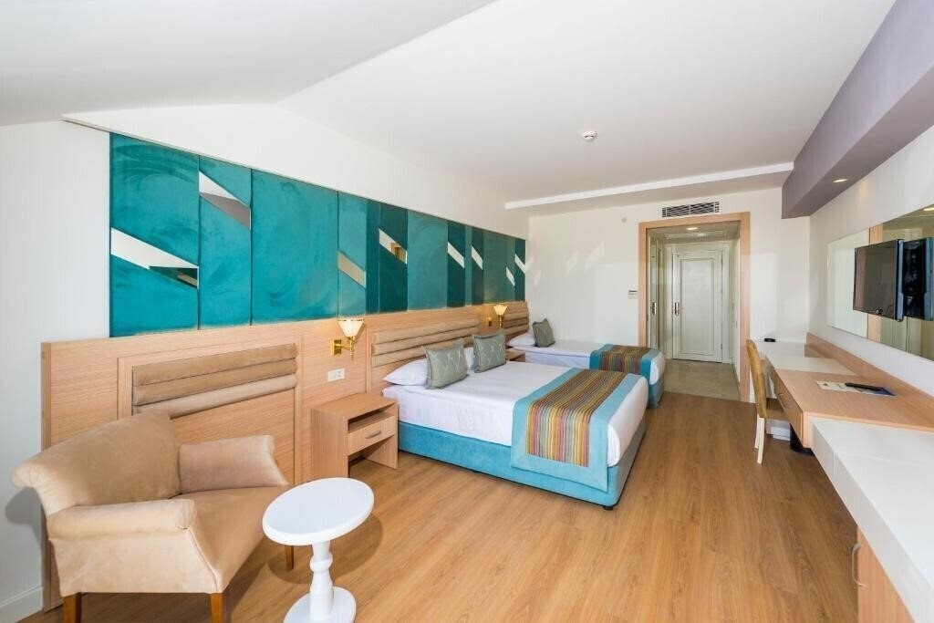 Панорама Dream World Hill 5*