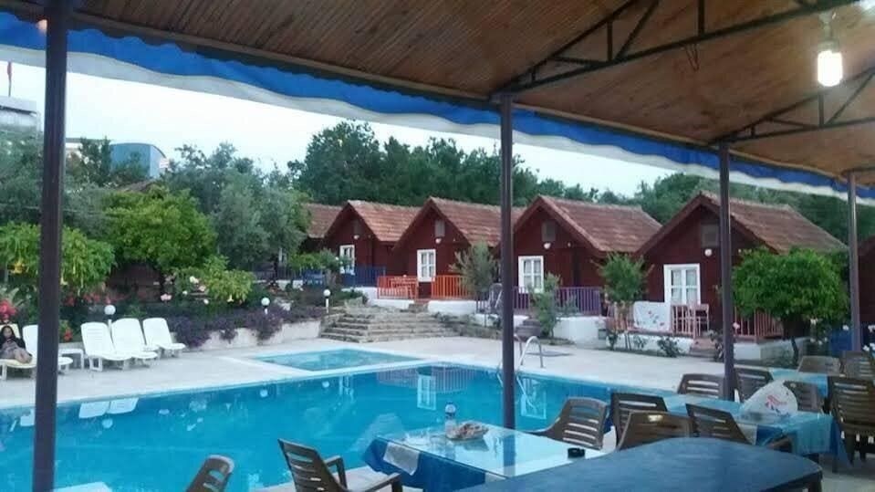 Отель Motel Bykara (ex. Bykara Motel Bungalow) 2*