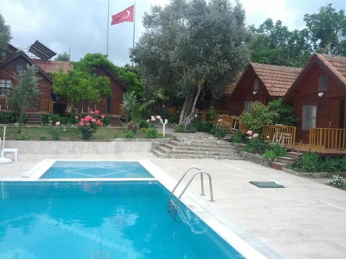 Вид Motel Bykara (ex. Bykara Motel Bungalow) 2*