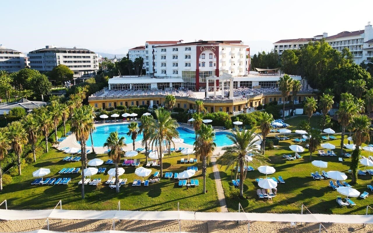 Отель Cesars Side 5*