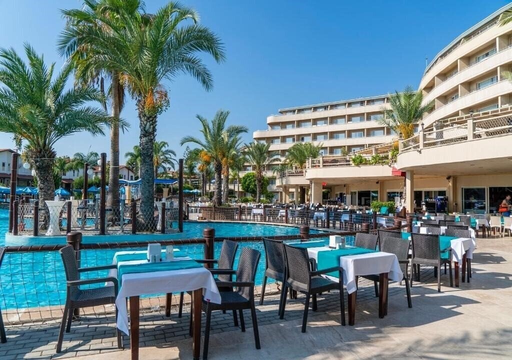 Территория Armas Pemar Beach Hotel 5*