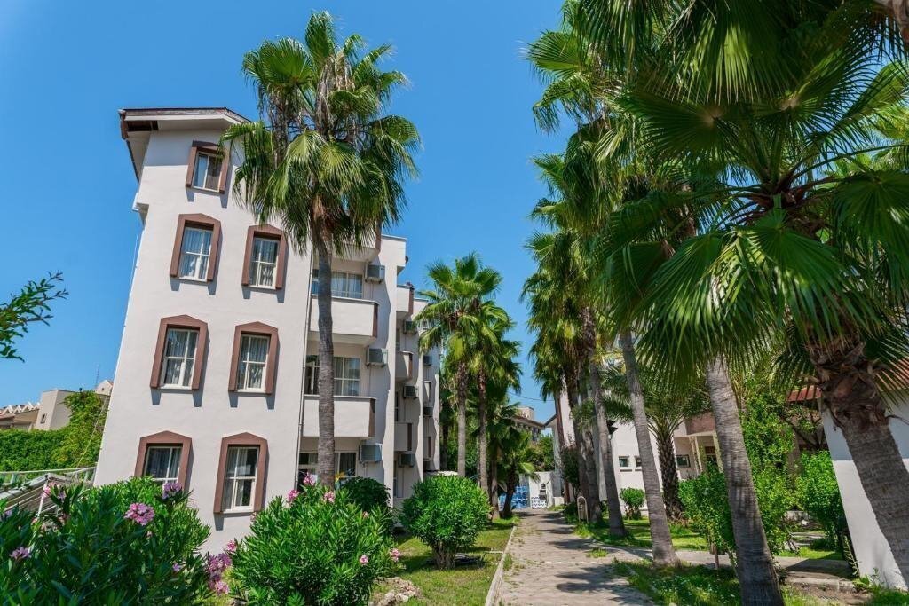 Апартаменты Nergos Garden 4*