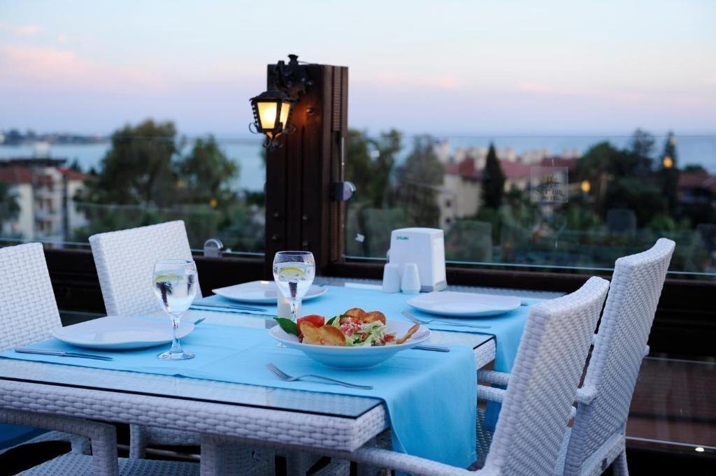 Территория Joker Side Hill Suite 3*