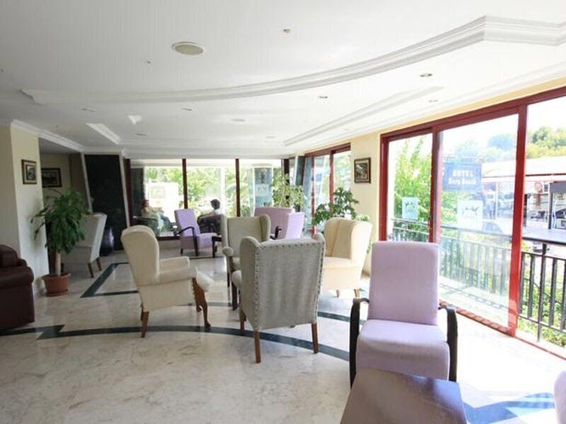 Панорама Hera Beach Hotel 3*