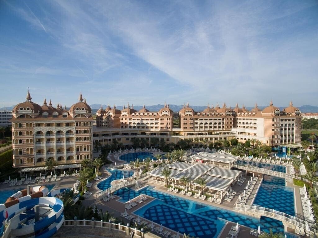 Отель Royal Alhambra Palace 5*