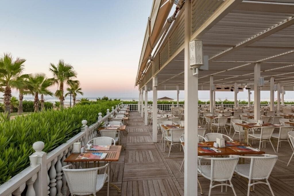 Вид Royal Alhambra Palace 5*